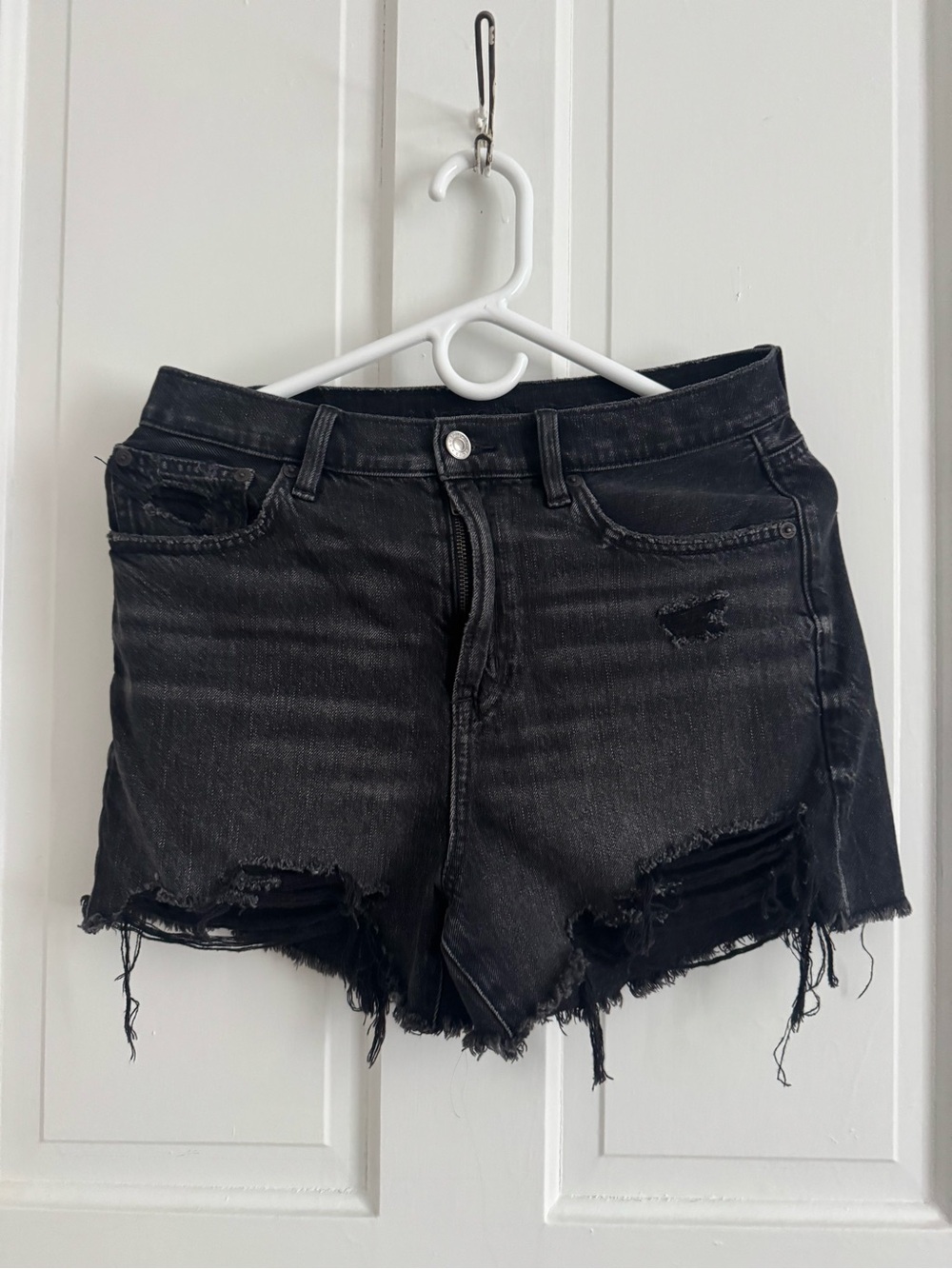 American Eagle Outfitters Black Distressed Denim Cutoff Shorts